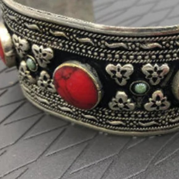 Single Afghan Tribal Cuff Bracelet: Red Stone Boho Jewelry - Picture 4 of 8